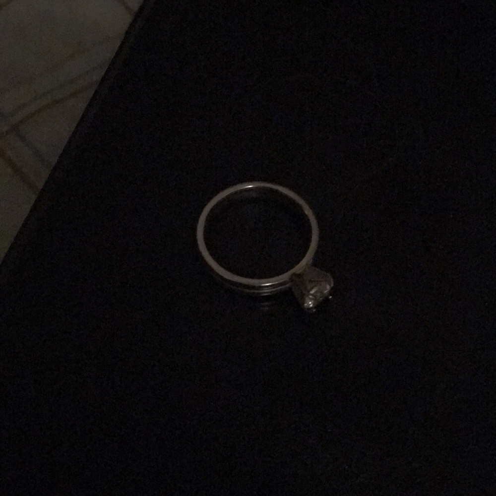 Sterile diamond ring
